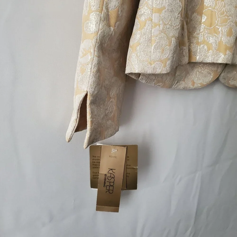 KASPER Women's Petite Rhinestone Buttons Metallic Floral Coat Jacket Size 8P - Picture 12 of 12